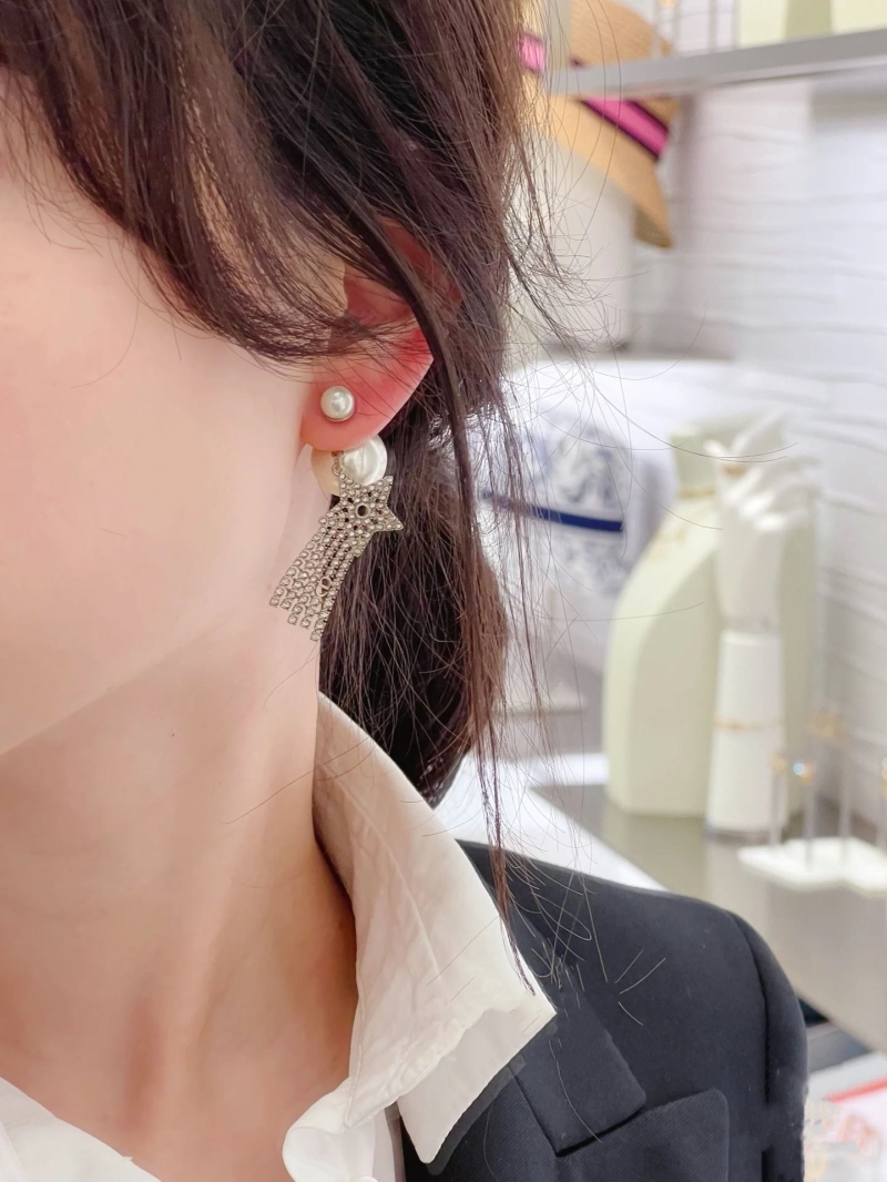 chr1st1an D10r earrings